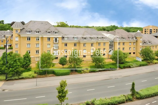 Woking Town Centre, GU21, photo 1