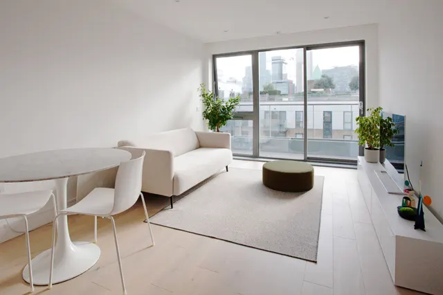 Photo 2 — 604 Felix Point, 5 Epstein Square, London