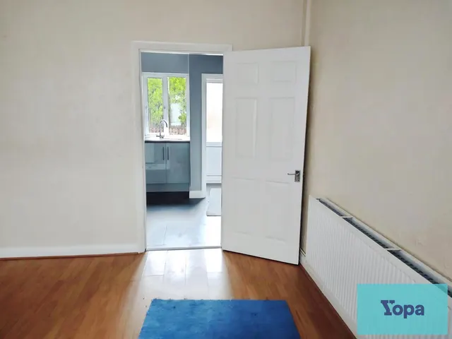Collinson Road, Goldenhill, ST6, photo 3