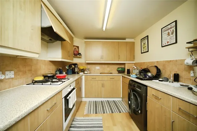 Massingham Park, Taunton, TA2, photo 2
