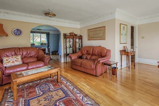 Photo 2 — Kingfisher Close, Abingdon