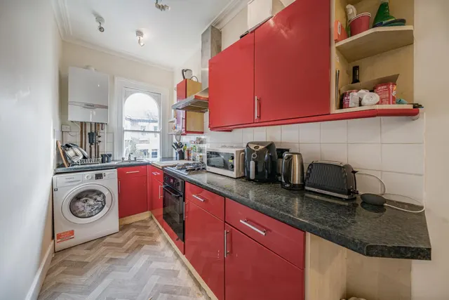 Photo 3 — Harbut Road, Battersea, London, SW11