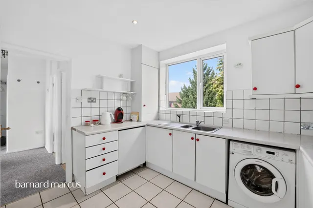 Rowan Close, London, SW16, photo 2