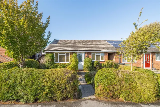 Paddock Close, Enford, SN9, photo 1