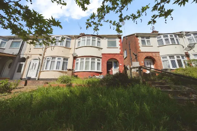 Bramingham Road, Luton, photo 1
