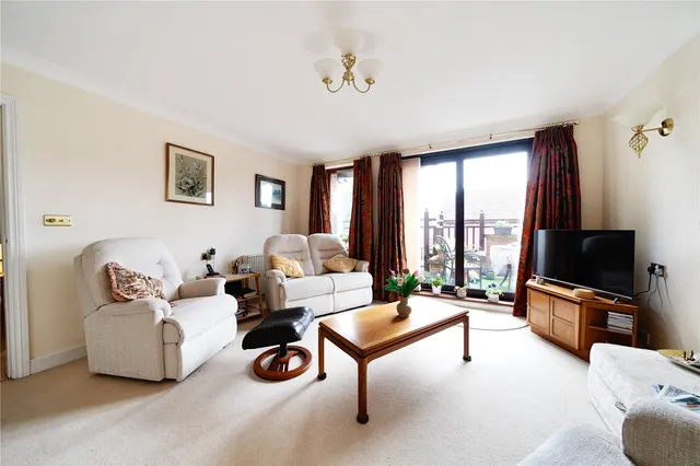 Photo 2 — Hartford Court, Hartley Wintney, Hampshire, RG27 8PQ