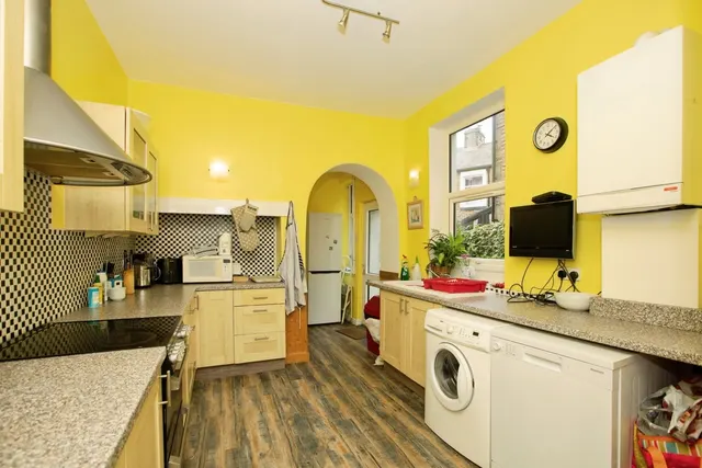 Scott Park Road, Burnley, BB11, photo 3