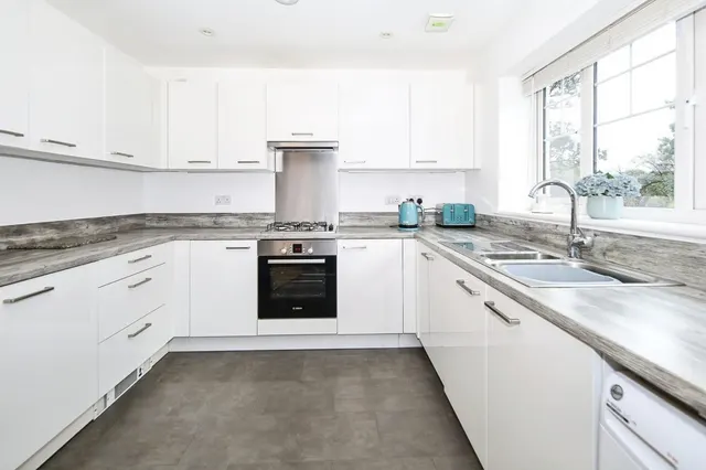 Meer Stones Road, Balsall Common, CV7, photo 2
