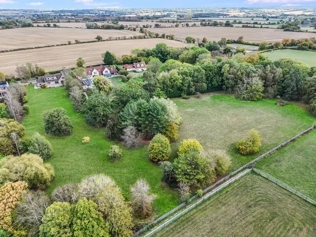 Drapers Corner, Greensted, CM5, photo 2