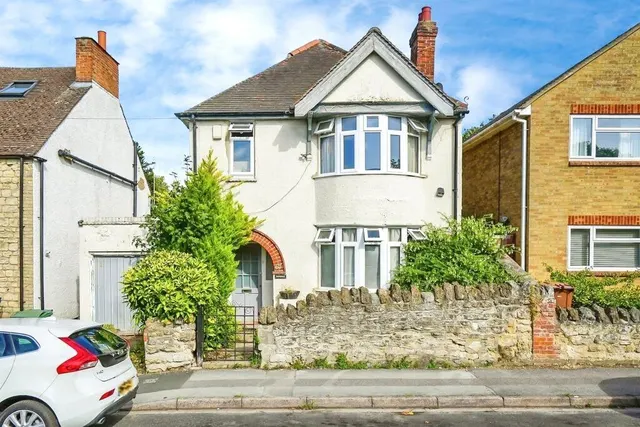 Pitts Road, Headington, Oxford, Oxfordshire, OX3, photo 1