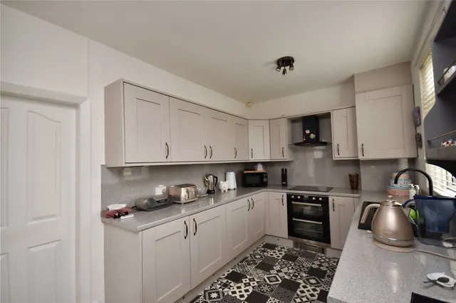 Hall Street, Royton, OL2, photo 3