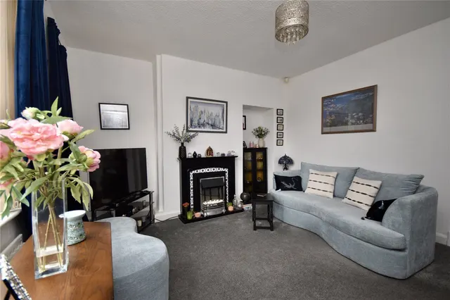 Hall Street, Royton, OL2, photo 2