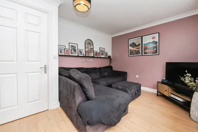 Photo 2 — Cotford Close, Bristol, BS14