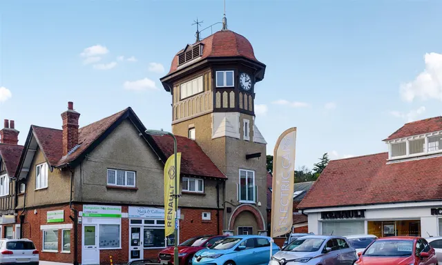 Shore Road, Warsash, photo 1