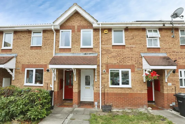 Tiffield Court, Winsford, Cheshire, CW7, photo 1