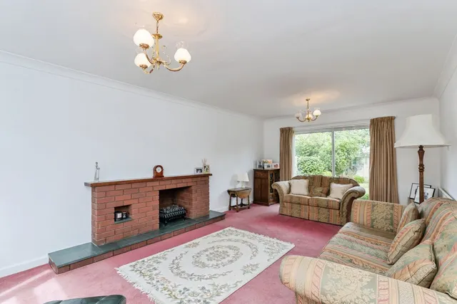 Dee Road, Mickle Trafford, CH2, photo 3