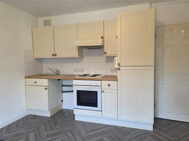 Tavistock Court, Mapperley Park, NG5, photo 2