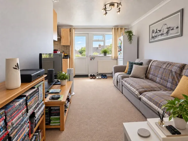 Franklin Road, Weymouth, DT4, photo 2