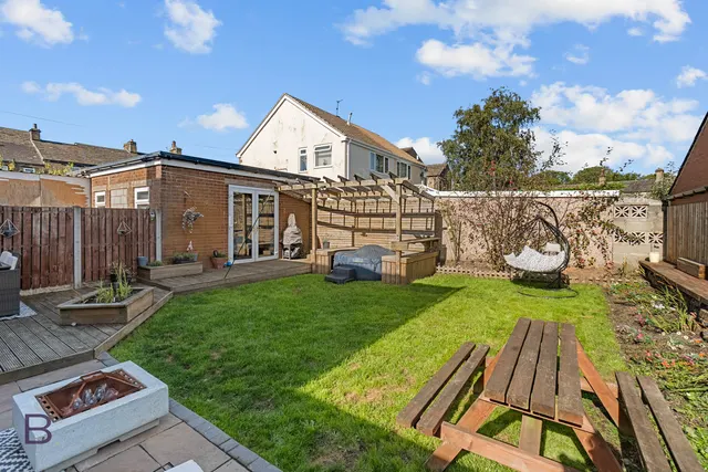 Abb Scott Lane, Low Moor, BD12, photo 2