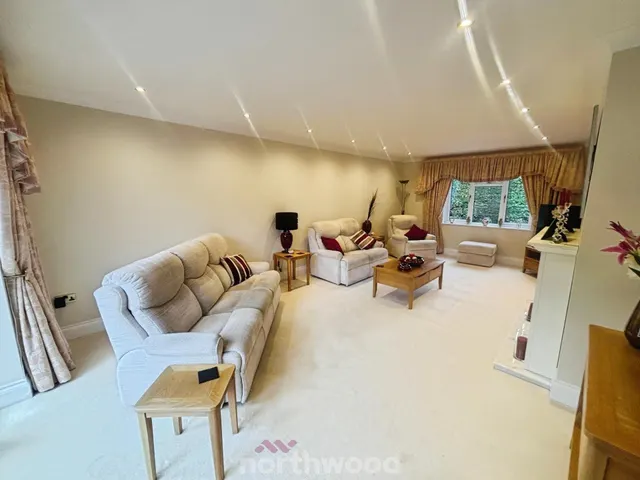 Station Road, Hatfield, DN7, photo 2