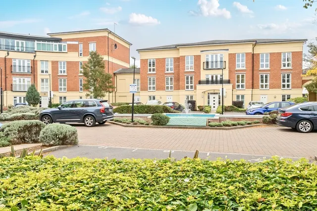 Trevelyan Court Windsor SL4, photo 1