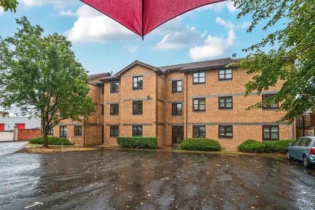 Tarragon Grove, SE26, photo 1