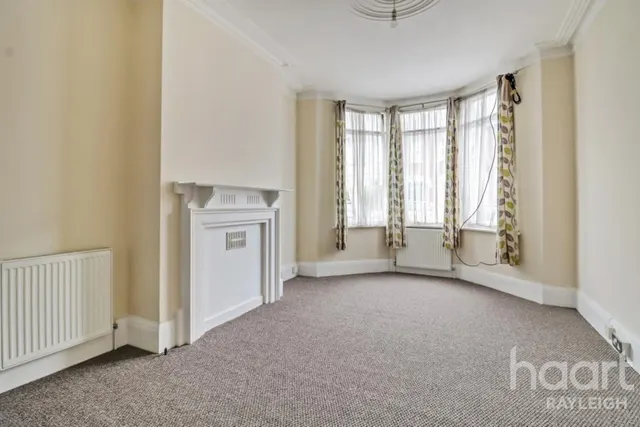 Glenwood Avenue, Westcliff-On-Sea, SS0, photo 2