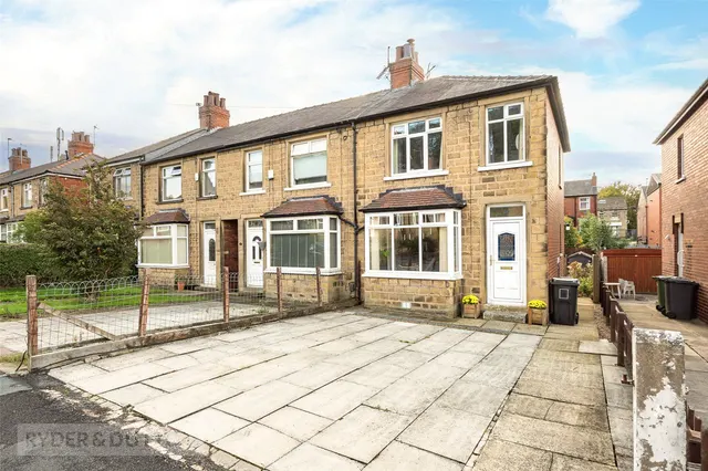 Sunnymead, Waterloo, HD5, photo 1
