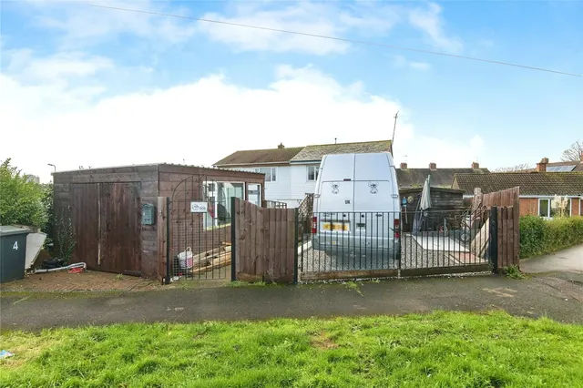 Austen Close, Exeter, EX4, photo 2