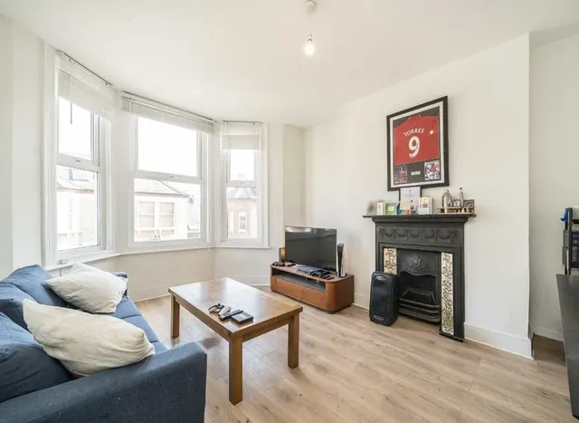 Tremadoc Road, Clapham, SW4, photo 2