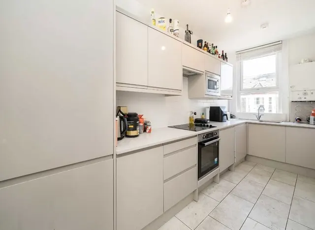 Tremadoc Road, Clapham, SW4, photo 3