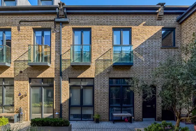 Hob Mews, Chelsea, photo 1