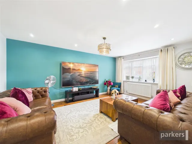 Welby Crescent, Winnersh, RG41, photo 3