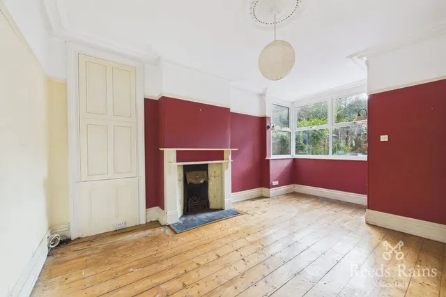 Photo 3 — Abbeyfield Road, Sheffield, S4