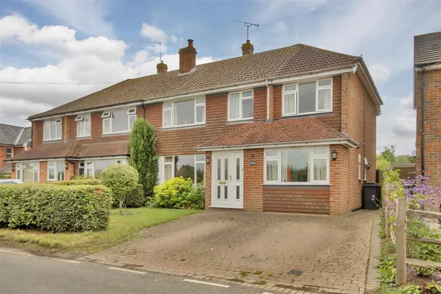 Ashes Lane, Hadlow, photo 3