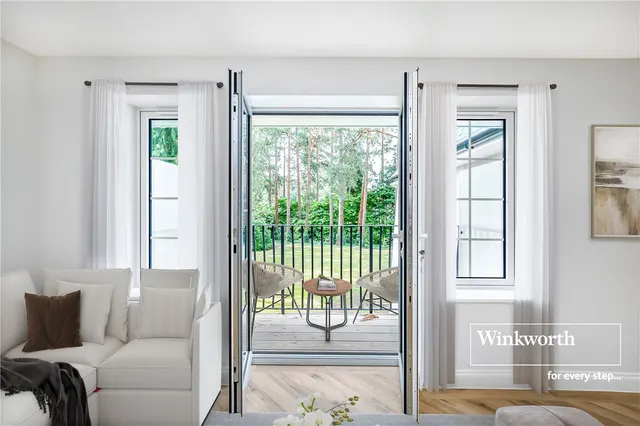 Golf Links Road, Ferndown, BH22, photo 1