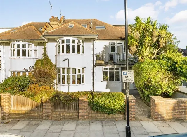 Minster Road, West Hampstead, NW2, photo 1