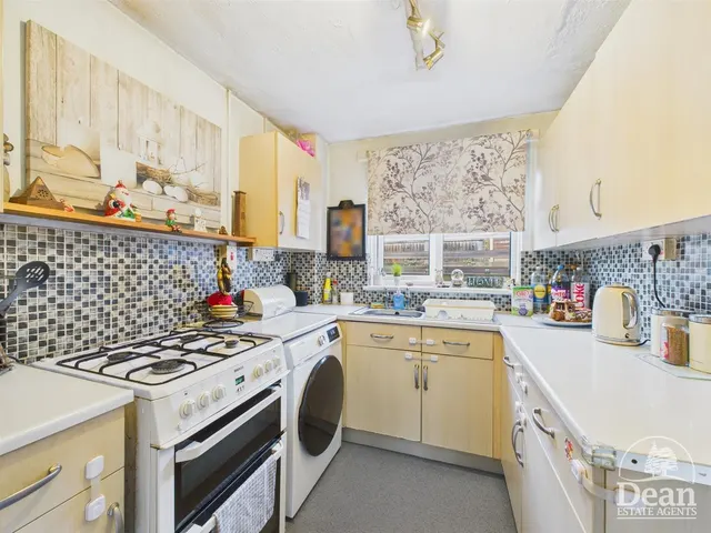 Morcroft Place, Whitecroft, GL15, photo 2