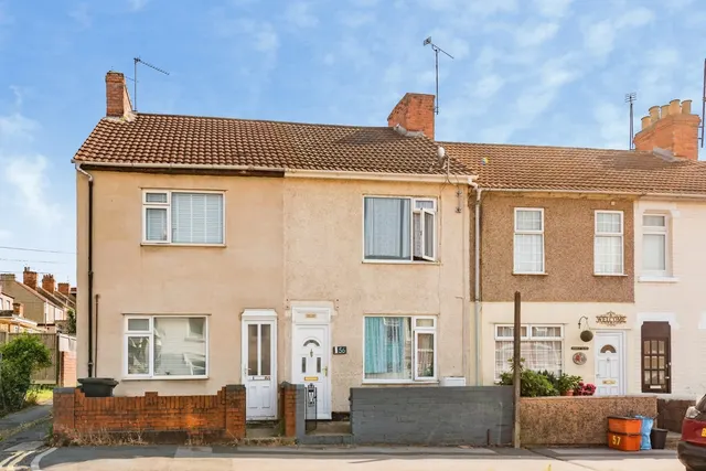 Crombey Street, Swindon, Wiltshire, SN1, photo 1