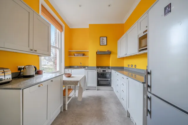 Photo 2 — Bishops Park Road, London, SW6