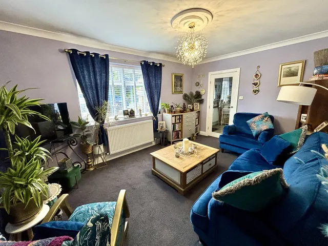 Derry Lane, Menston, LS29, photo 2