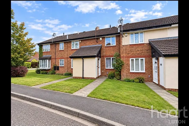 Spayne Close, Luton, LU3, photo 1