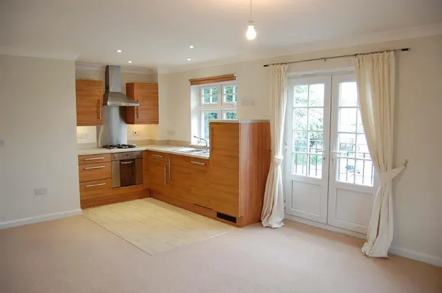 Photo 2 — Clements Mead, Leatherhead, Surrey, KT22 7FN