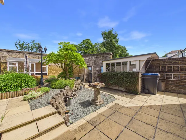 Albion Road, Broadstairs, CT10, photo 3