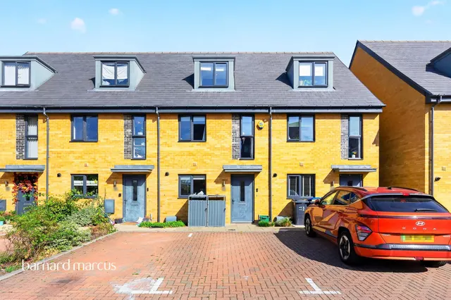 Tala Close, Surbiton, KT6, photo 1