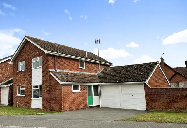 Mandeville Way, Broomfield, Chelmsford, Essex, CM1 7HN, photo 1