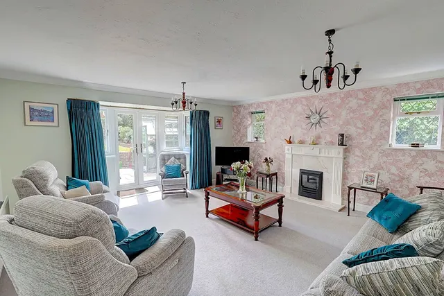 Gardner Close, High Wycombe, HP15, photo 2