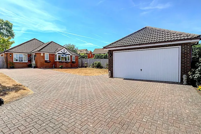 Gardner Close, High Wycombe, HP15, photo 1