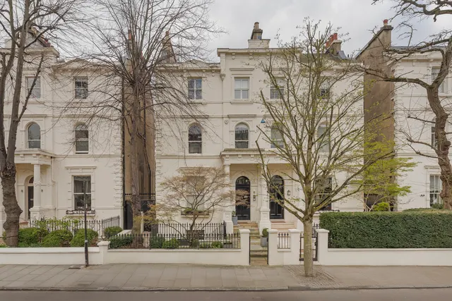 Randolph Road, Little Venice, London, photo 1