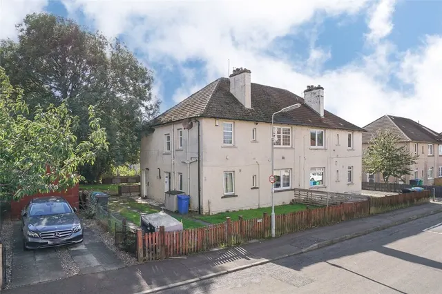 Letham Avenue, Leven, KY8, photo 1
